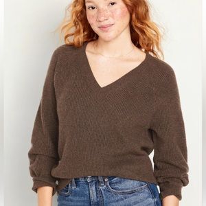 Old Navy v neck sweater